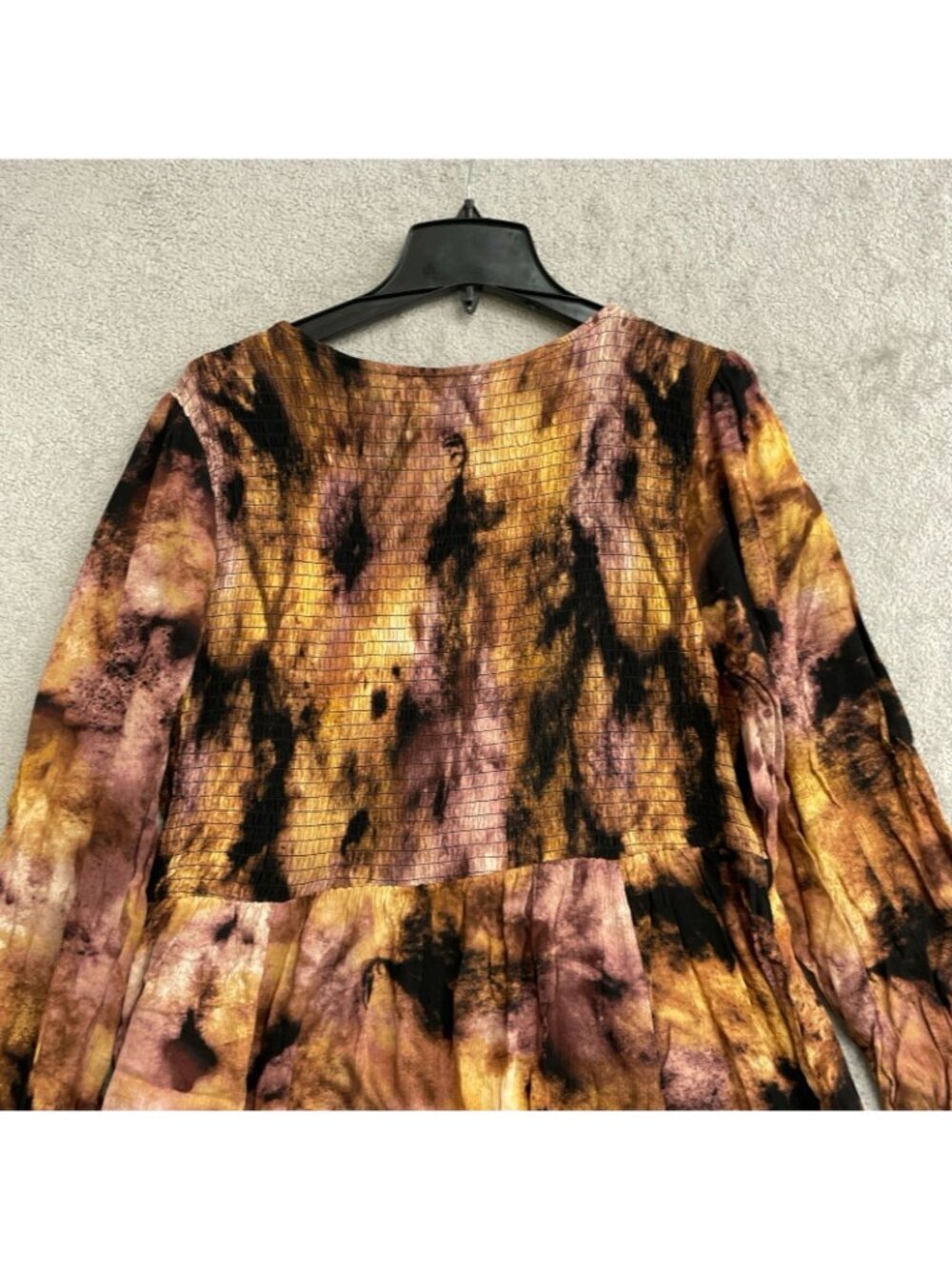 Torrid Women's 1X Tie-Dye Smocked Long Sleeve Blouse Multi-Color Top B1084 - Picture 9 of 10